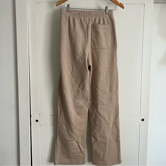 Alo Yoga Renowned Heavy Weight Sweatpants Sand Dune - Picture 7 of 7